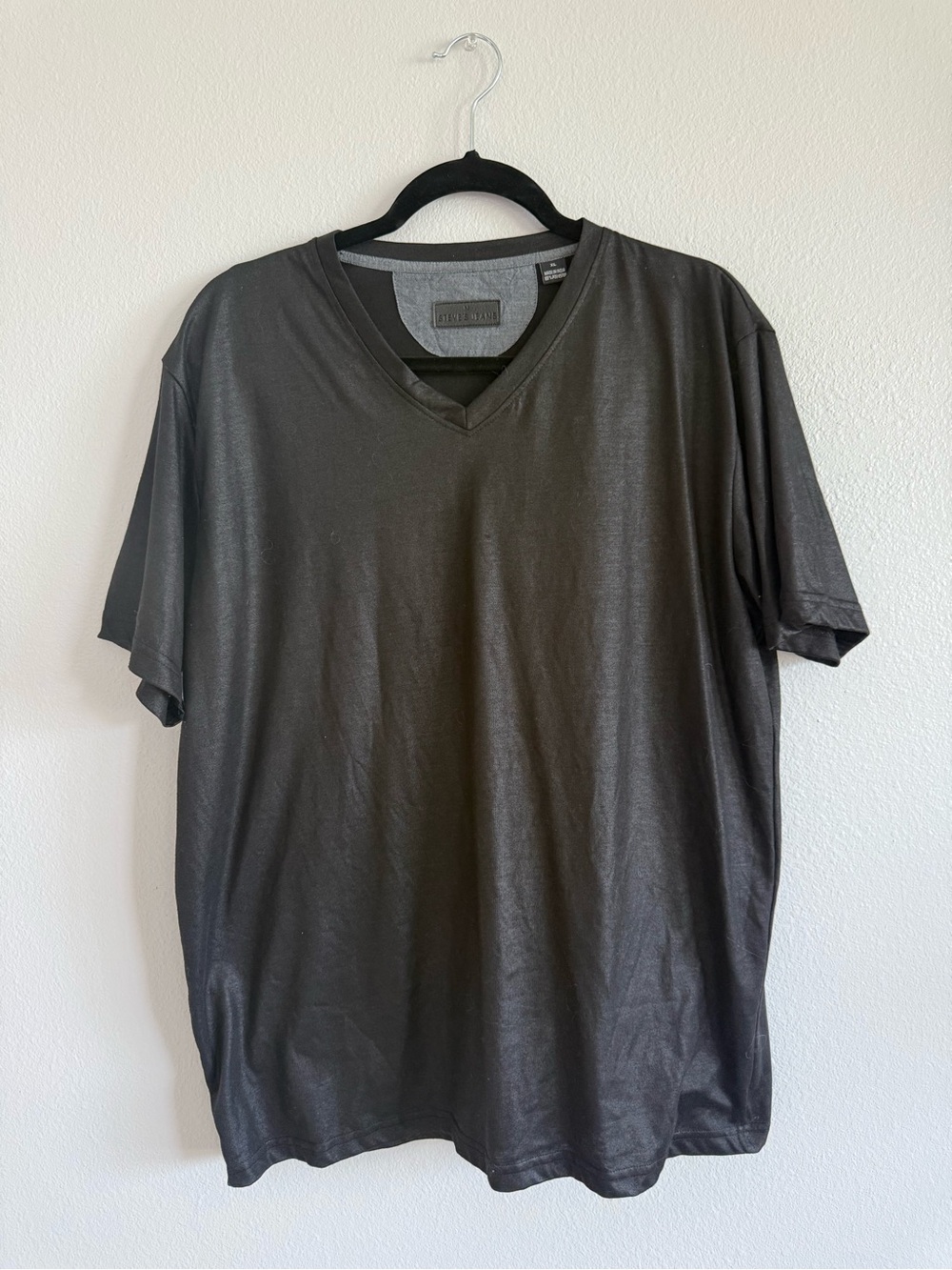 Men's Black V-Neck Short Sleeve Tee by UNKNOWN
